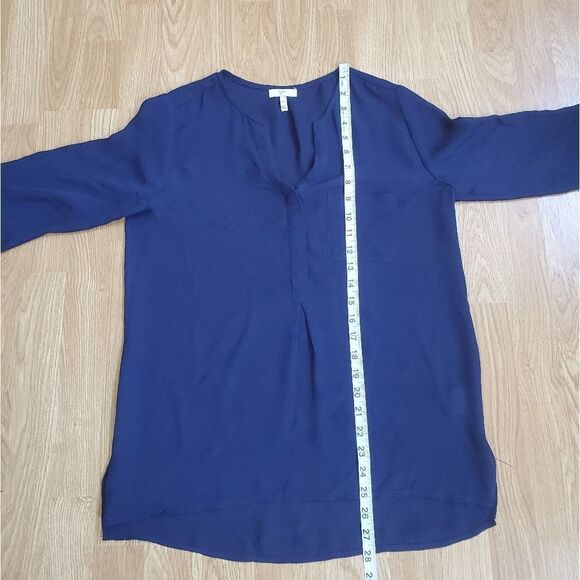 Joie Venicia Pocket-Front Silk Blouse size XS in Navy - Picture 10 of 13